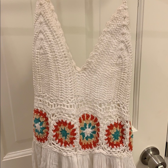 White maxi dress with crochet detail - Picture 2 of 3
